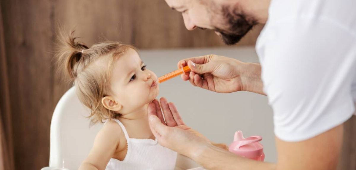 Quelles astuces pour administrer un médicament à un enfant?